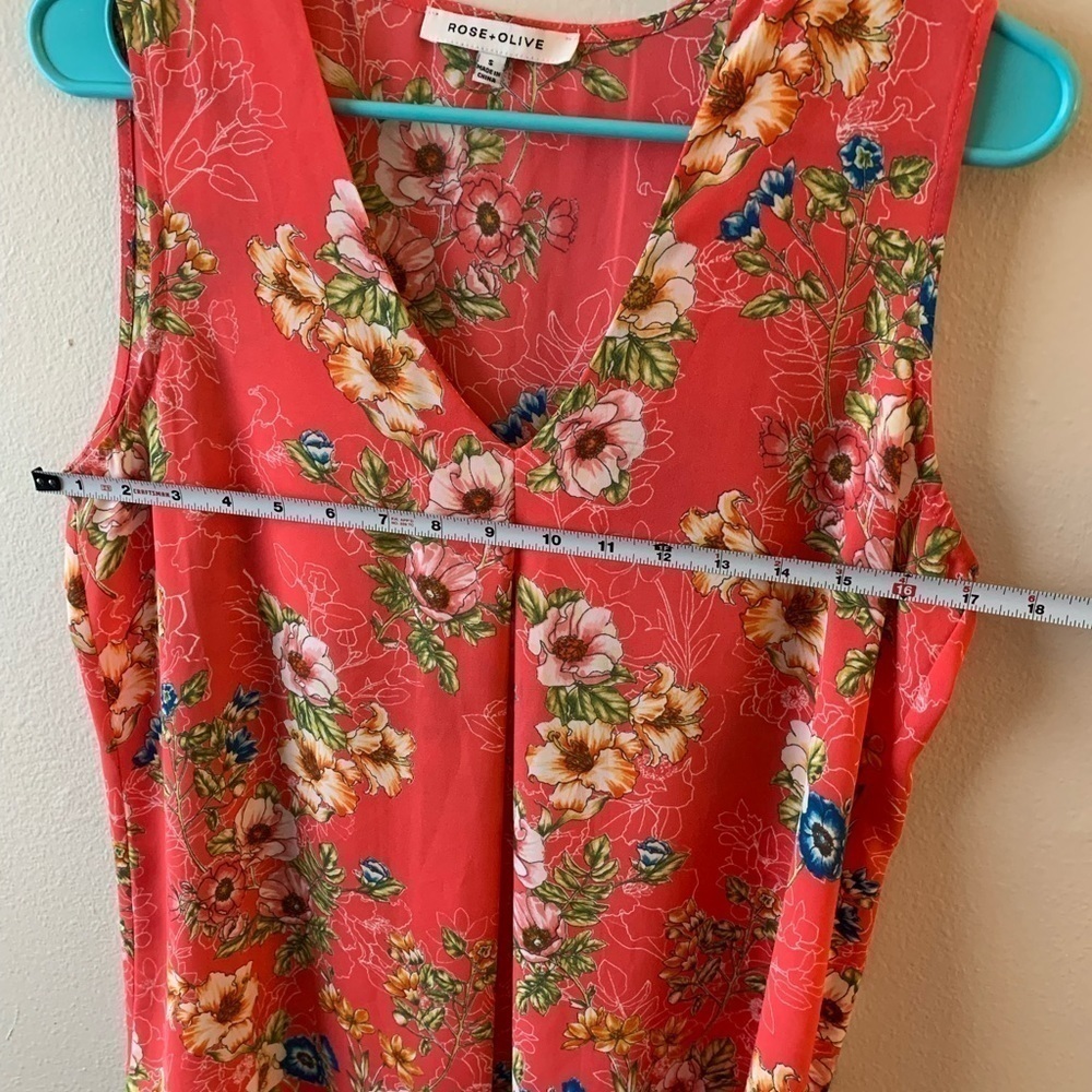 Rose & Olive Floral Sleeveless Blouse Size S - Picture 5 of 7